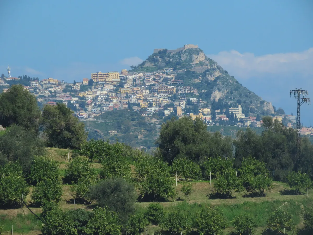 Dove ammirare il panorama sull’Etna a Taormina: i migliori belvedere