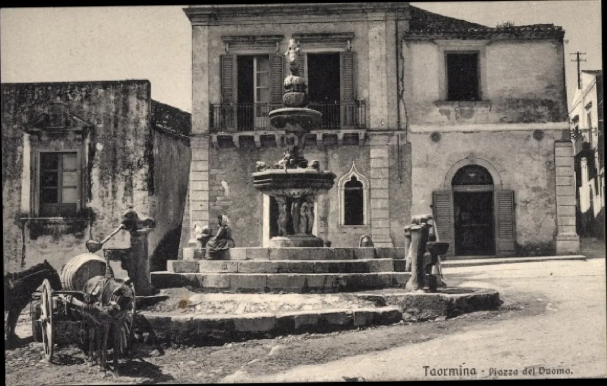 Passeggiata sul Corso Umberto di Taormina: storia e consigli